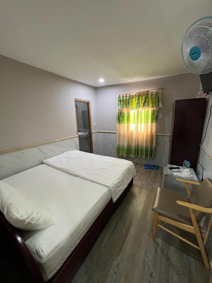 Golf Star Hotel Chi Khu Co Ong Extérieur photo